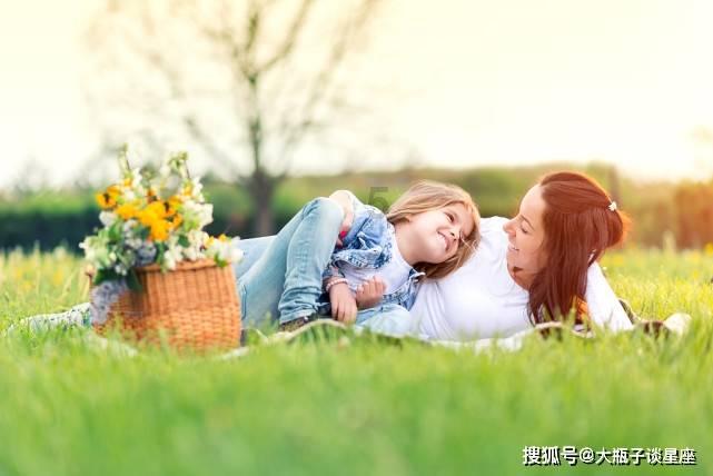 小猪佩奇找宝石